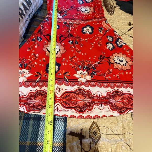 New York & Company red floral dress women’s size small - Picture 10 of 10